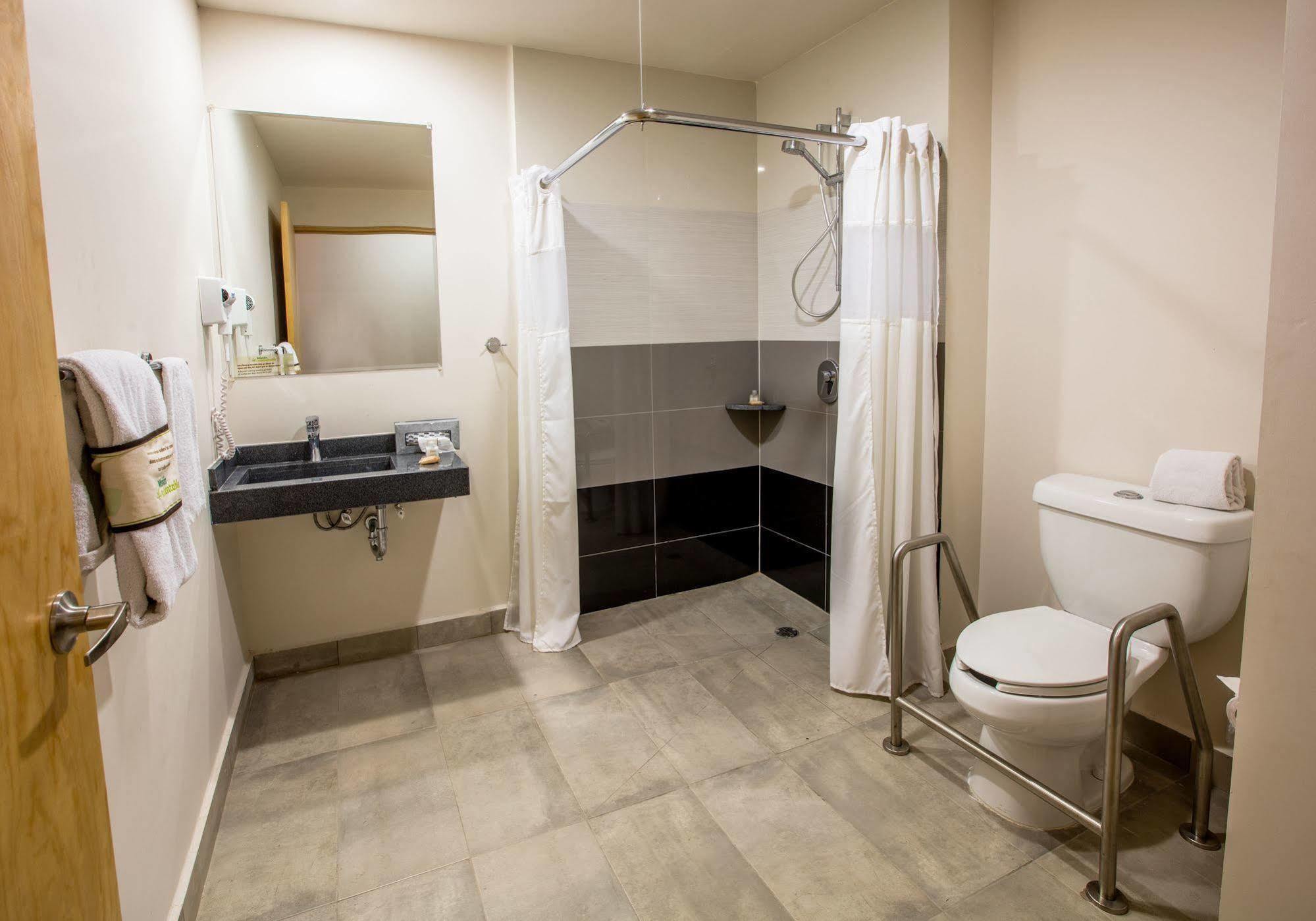 Mision Express Durango Hotell Exteriör bild